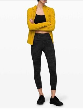 Mid Waist Black & Grey Camo Performance Jogging Leggings- Lululemon- Fast & Free